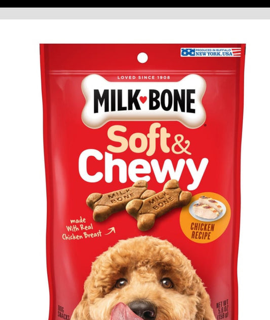 Milk Bone Chicken Soft and Chewy Dog Treats Pouch (5.6oz)