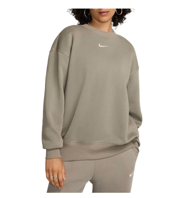 Nike Sportswear Women’s Fleece Phoenix Oversized Crewneck Sweatshirt